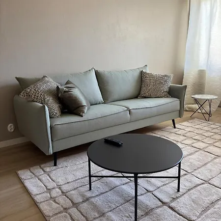 Stylish One-bedroom In The Heart Of * Oulu